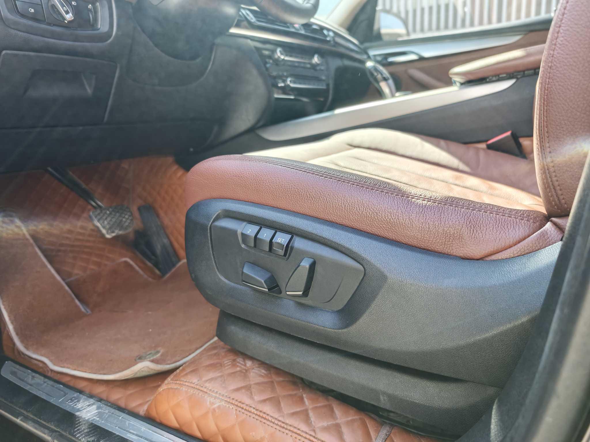 BMW X5 2017 thumb 10