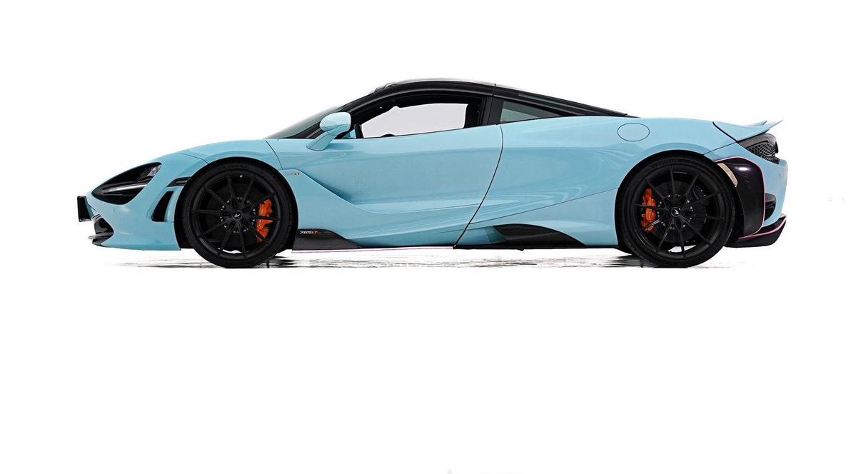 McLaren 720S 2019 thumb 2