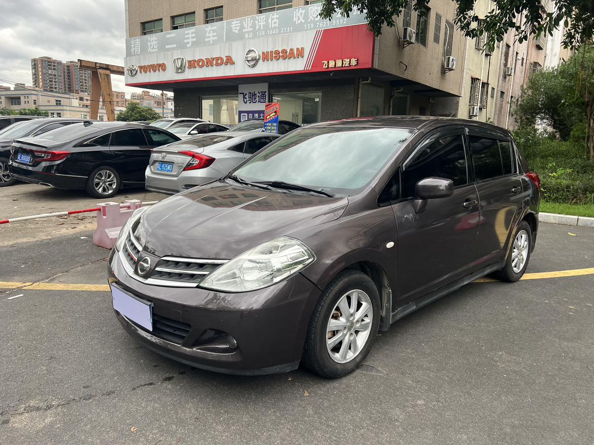 Nissan Tiida 2008 thumb 9