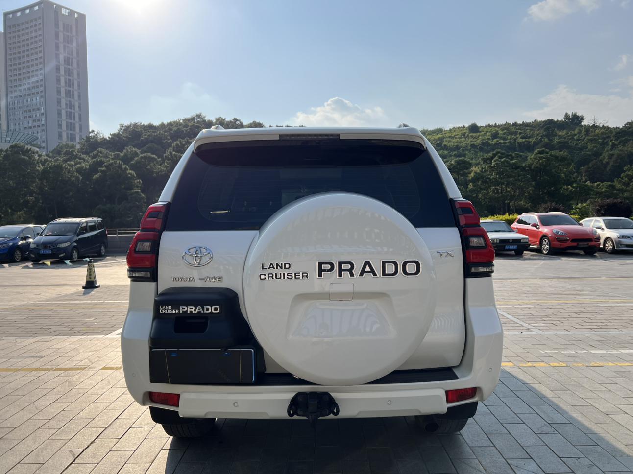 Toyota Land Cruiser Prado 2019 thumb 4