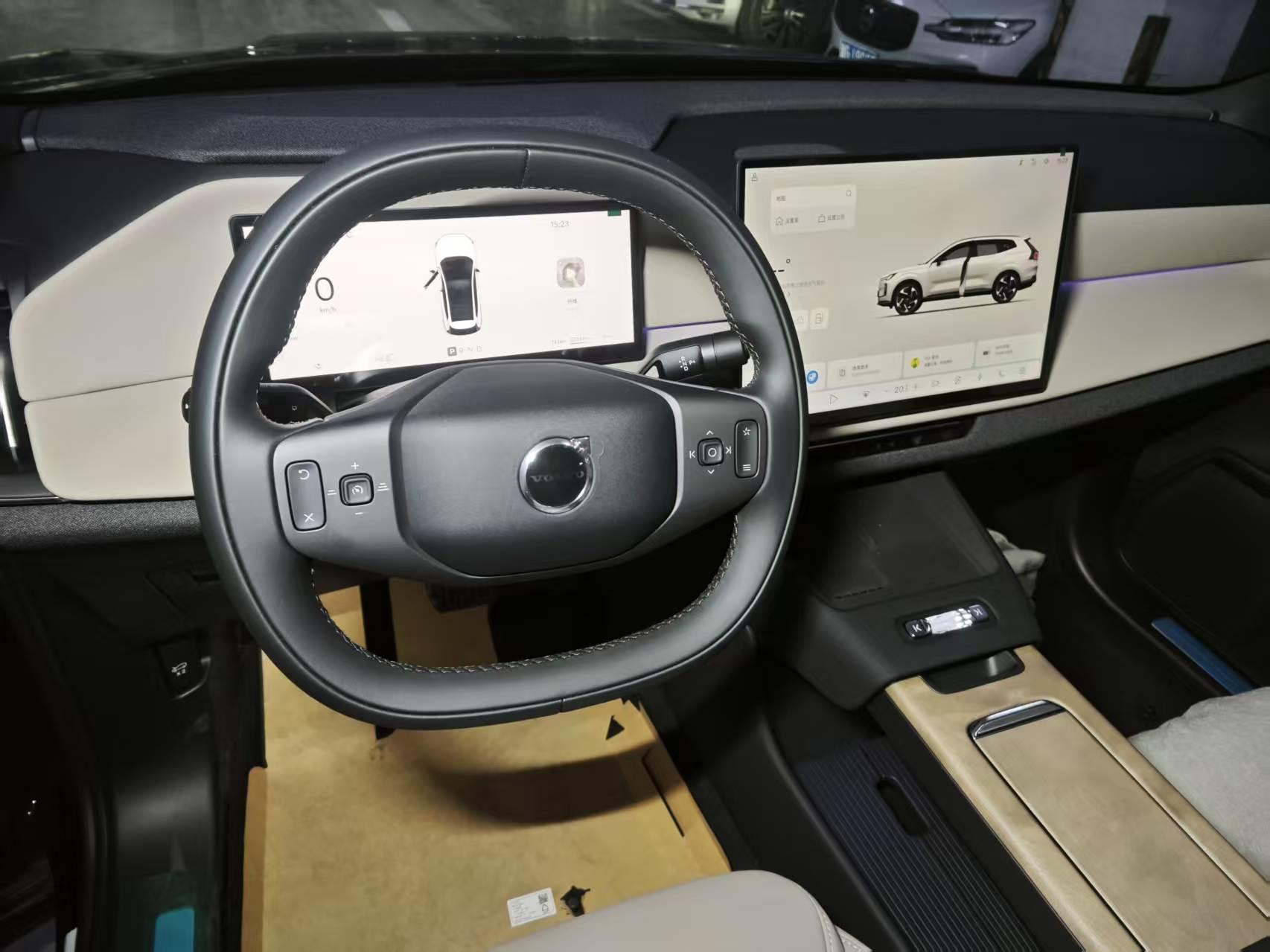 Volvo XC70 2026 thumb 6