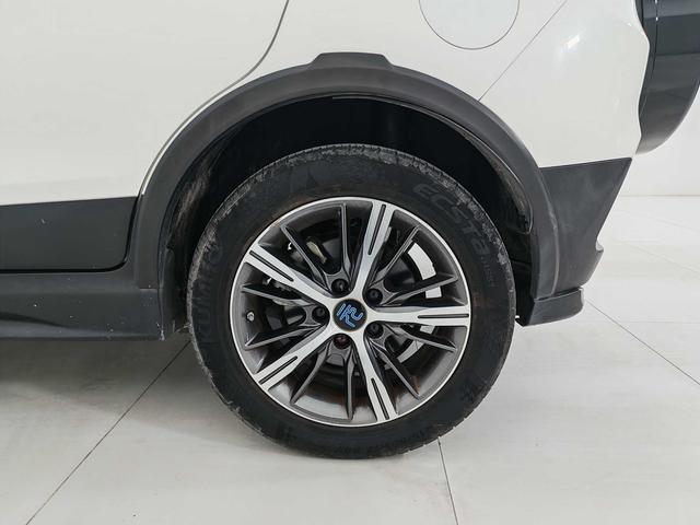 BYD Yuan 2018 thumb 7