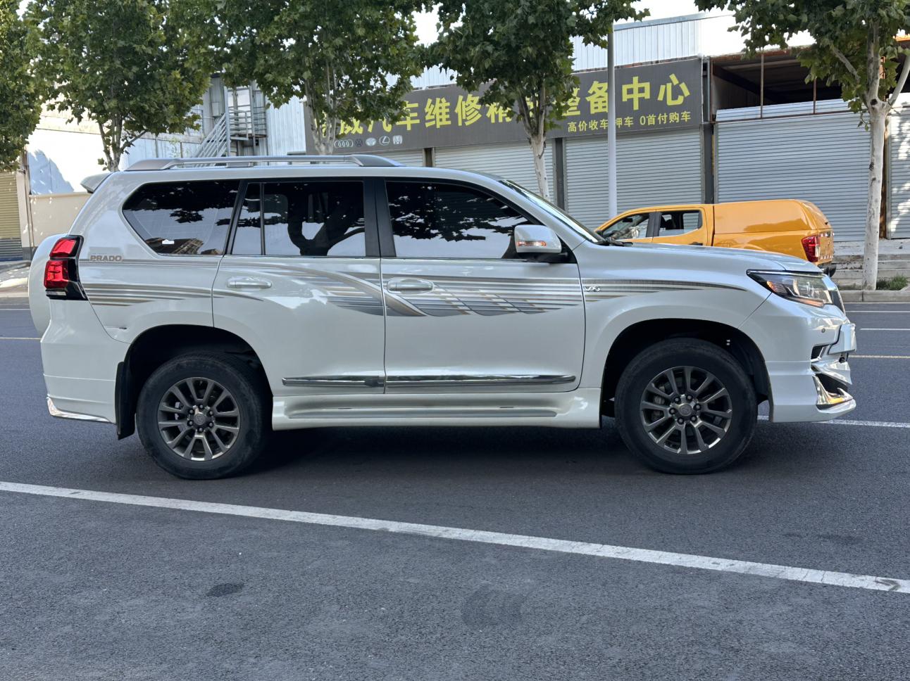 Toyota Land Cruiser Prado 2020 thumb 5