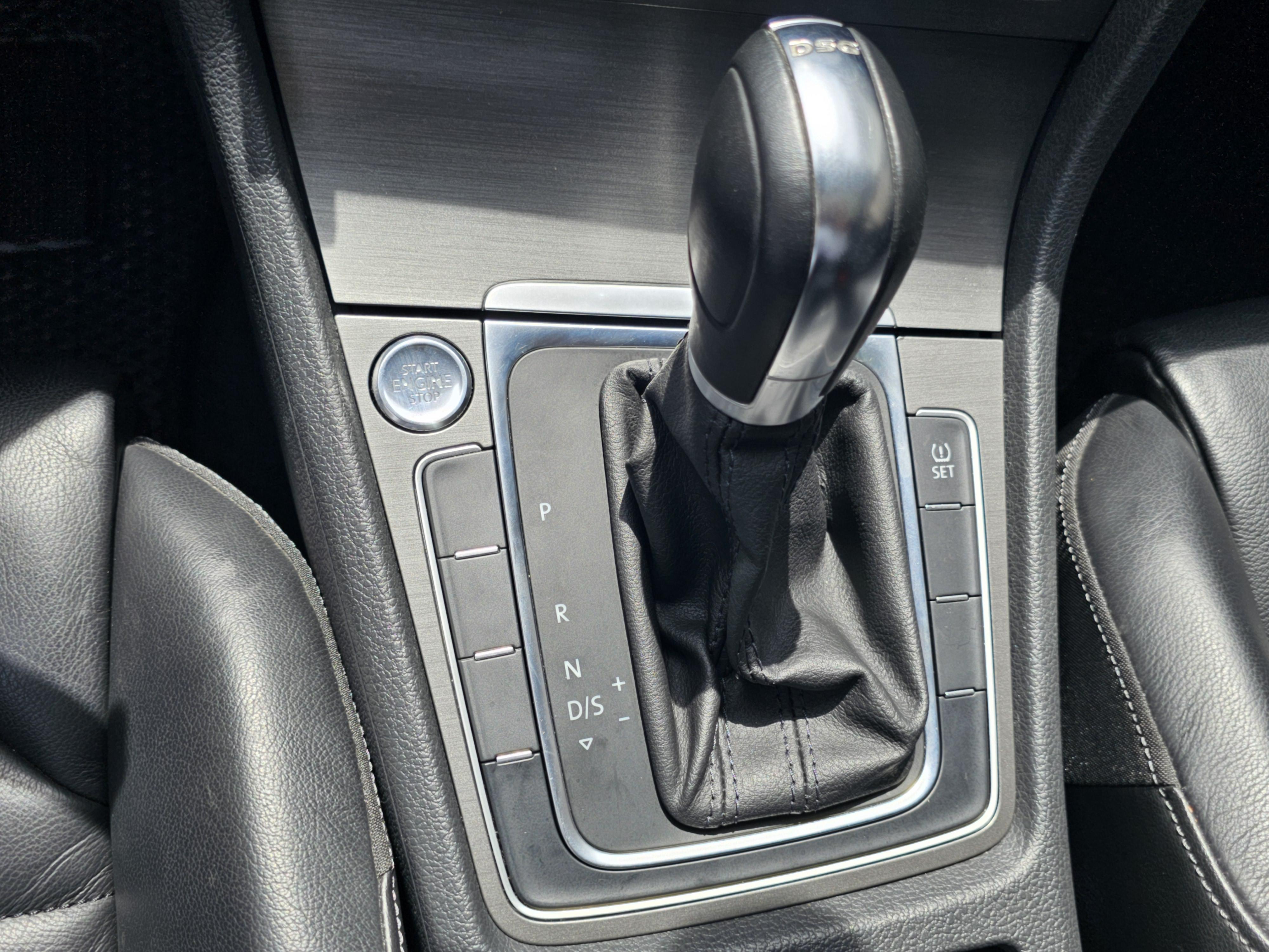 Volkswagen Golf Sportsvan 2014 thumb 12