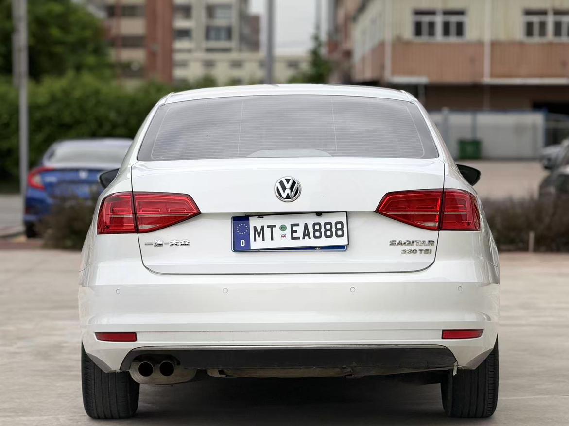 Volkswagen Sagitar 2015 thumb 12