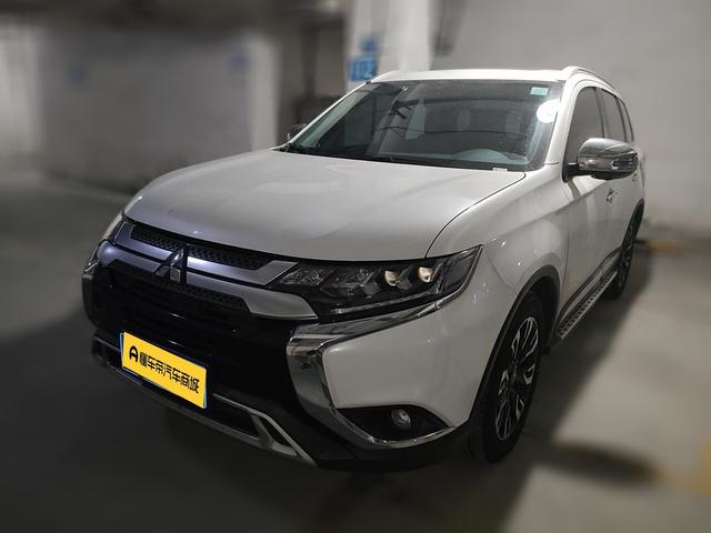 Mitsubishi Outlander 2019 thumb 11