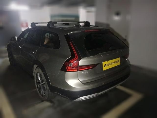 Volvo V90 2022 thumb 2