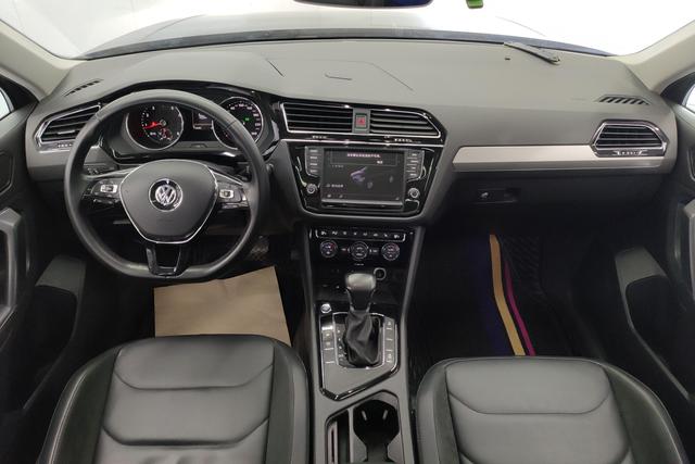 Volkswagen Tiguan 2018 thumb 10