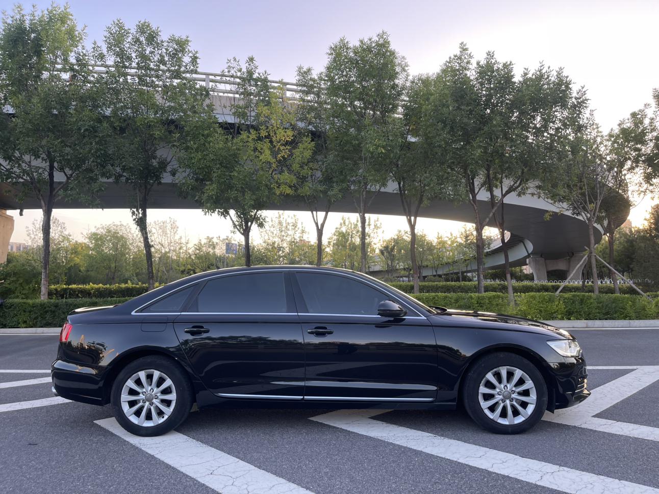 Audi A6 2015 thumb 6