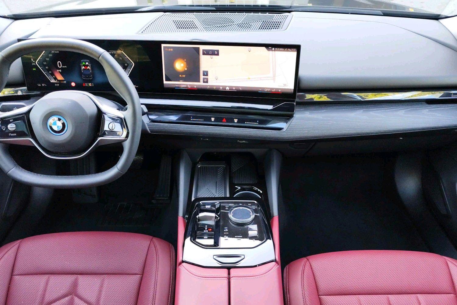 BMW i5 2024 thumb 4
