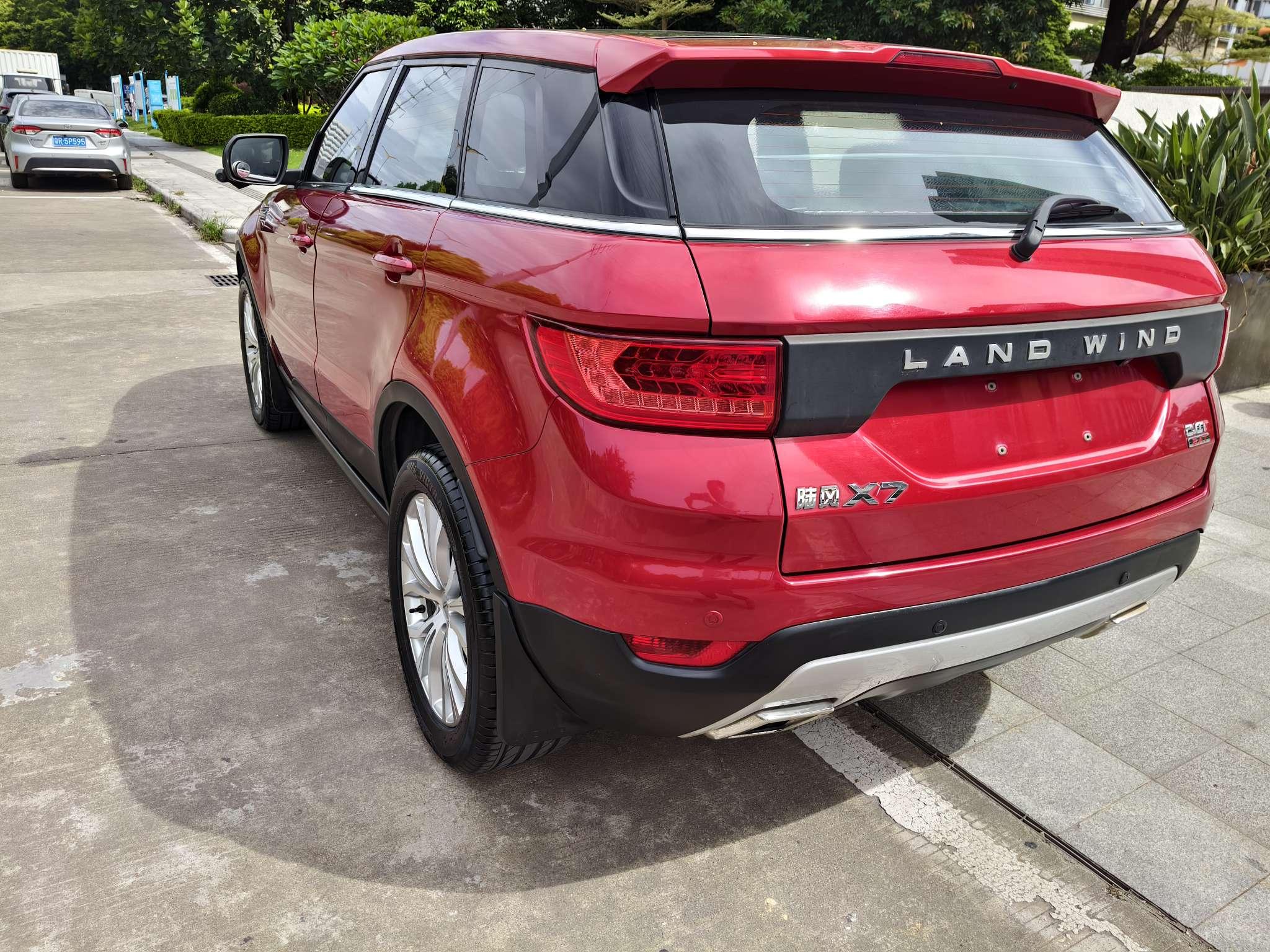 Landwind X7 2016 thumb 3