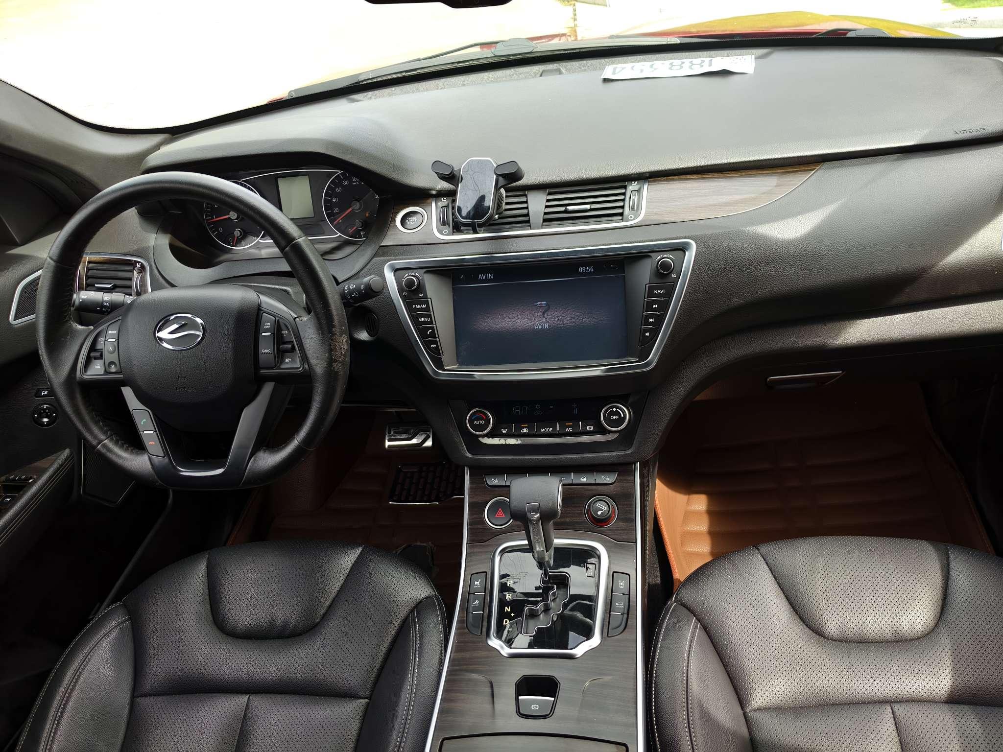 Landwind X7 2016 thumb 9