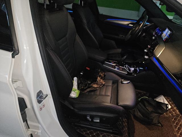 BMW X4 2020 thumb 9