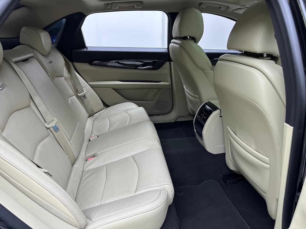 Cadillac CT6 2016 thumb 10