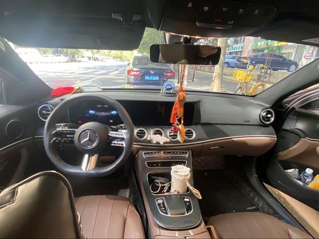 Mercedes-Benz E-Класс 2023 thumb 3
