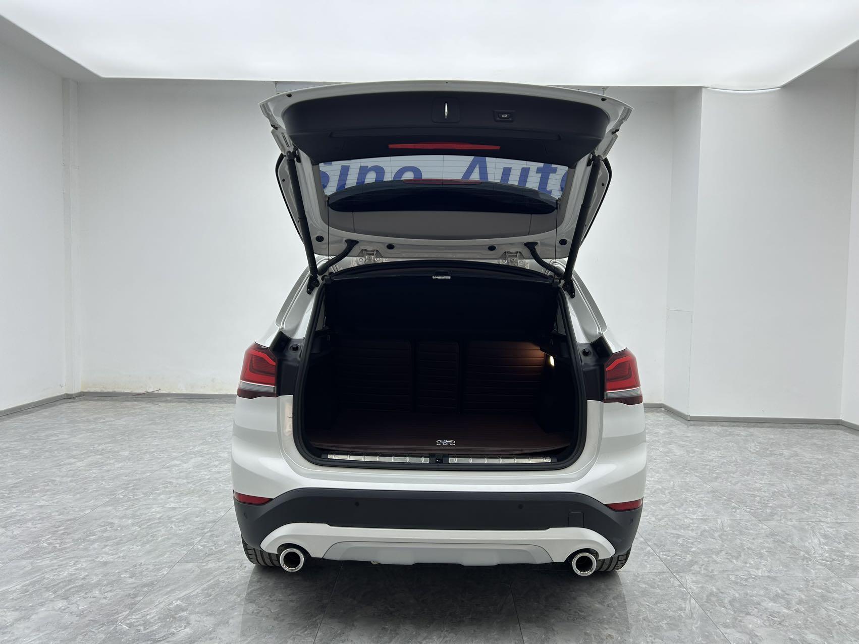 BMW X1 2022 thumb 5