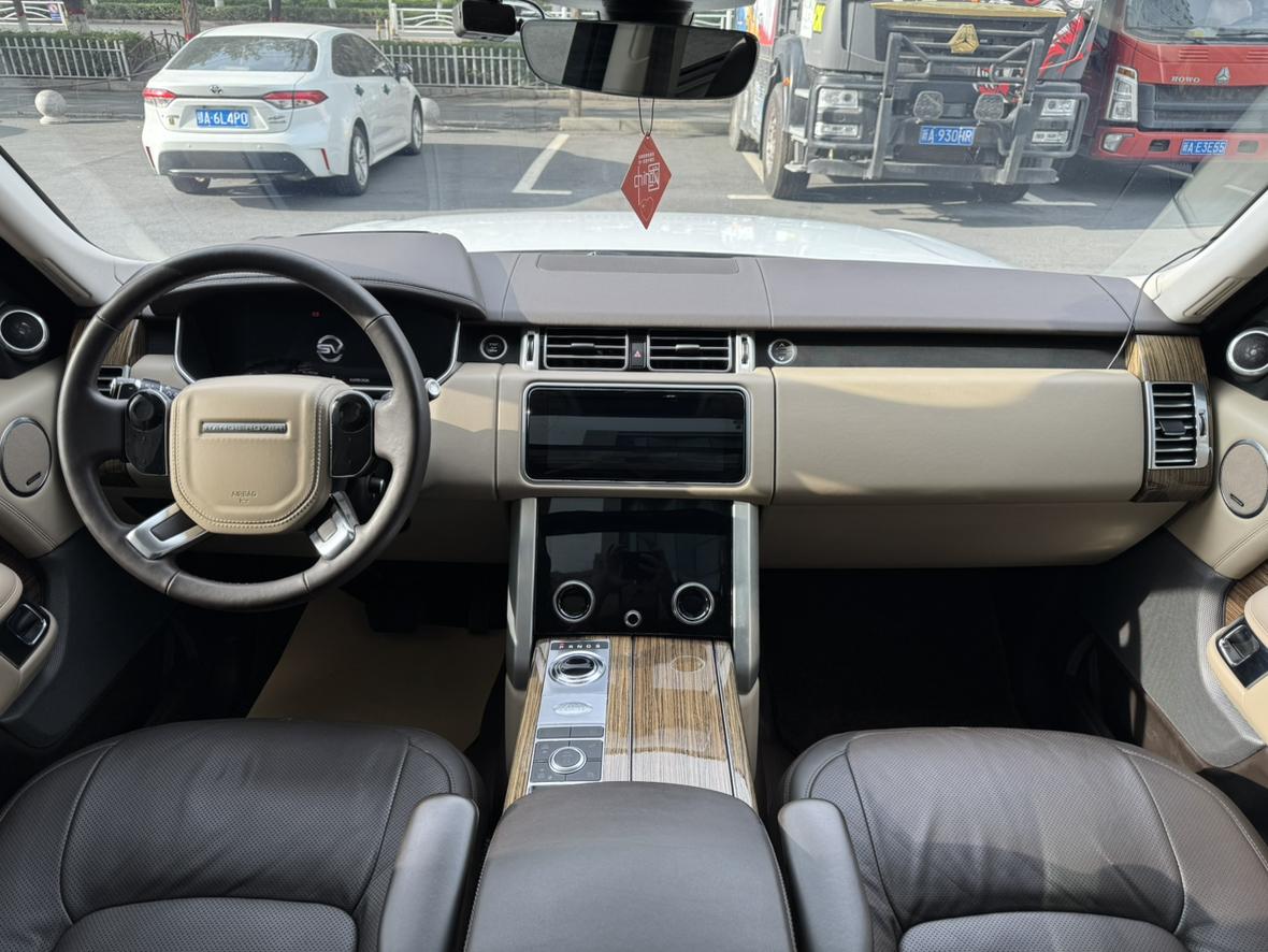 Land Rover Range Rover 2019 thumb 8