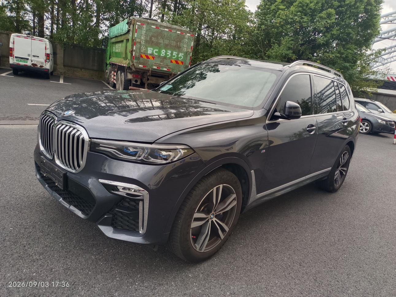 BMW X7 2021 thumb 11