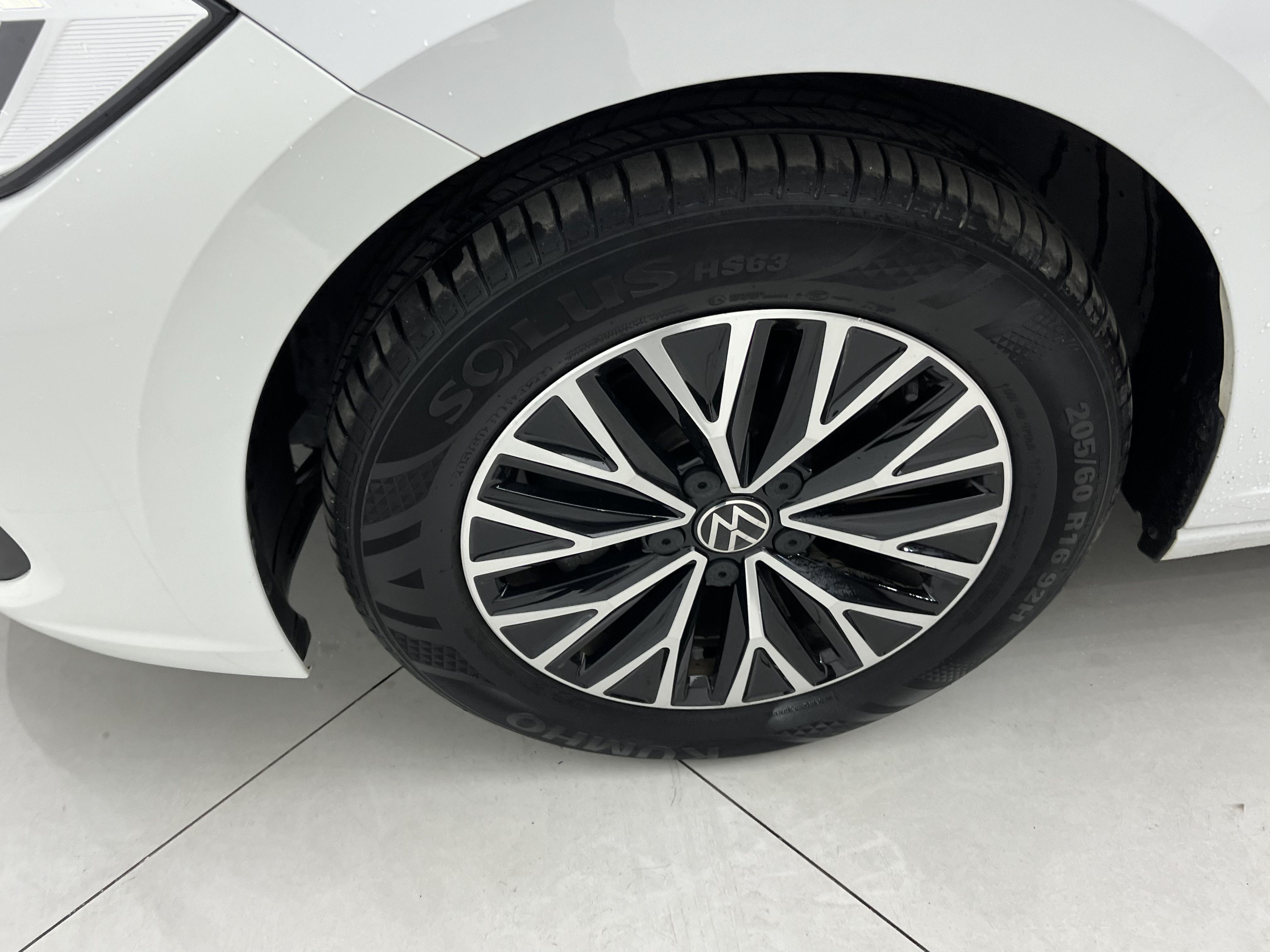 Volkswagen Sagitar 2024 thumb 10
