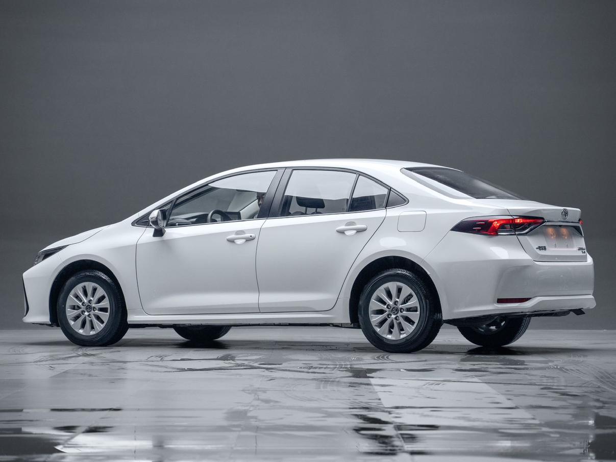 Toyota Corolla Rumion 2023 thumb 2