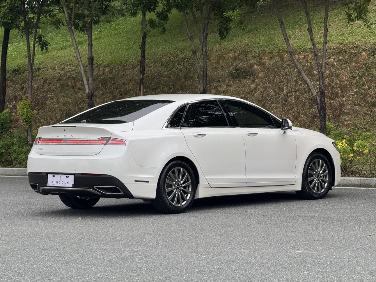 Lincoln MKZ 2019 thumb 5