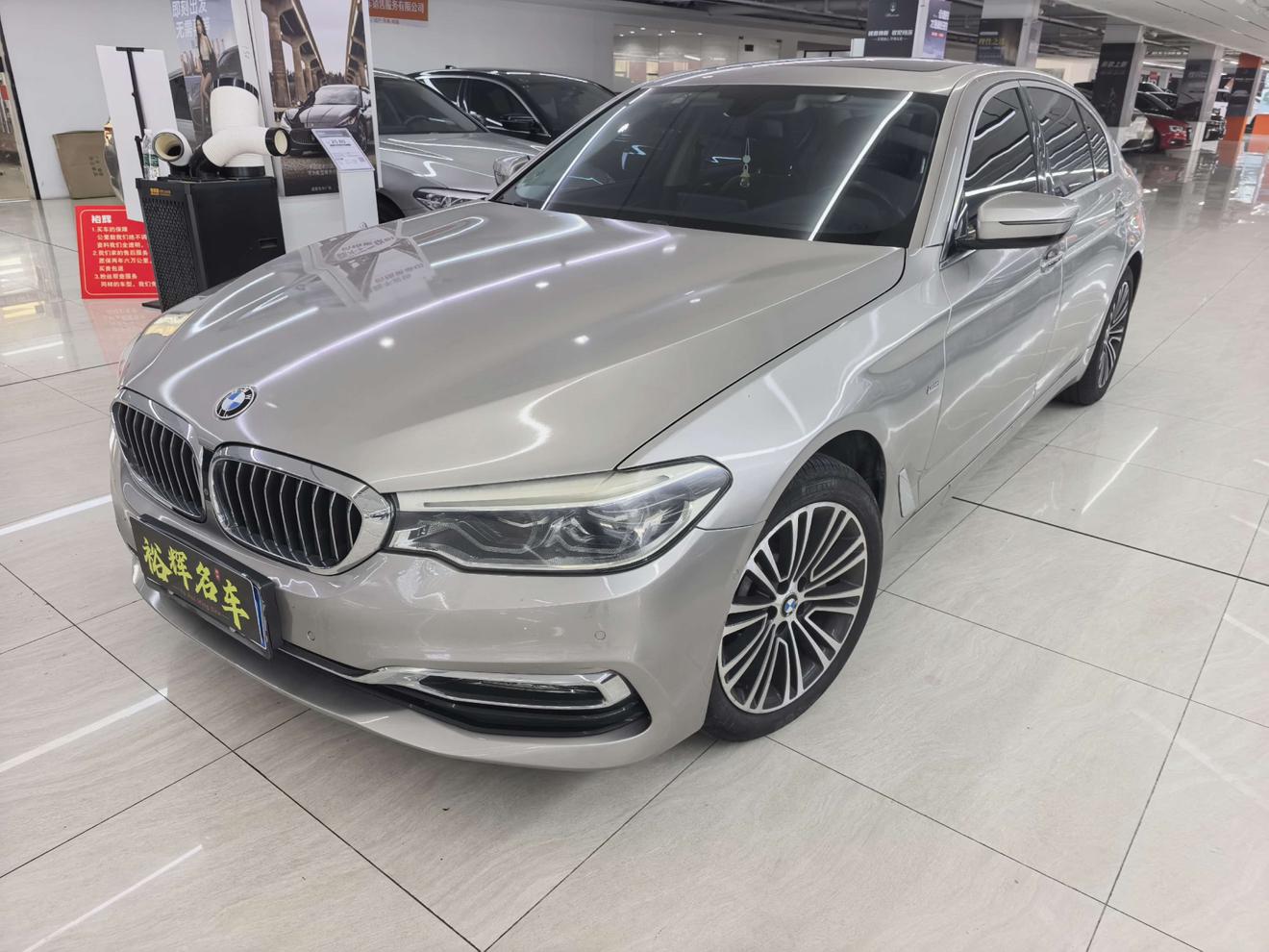 BMW 5 серии 2018 thumb 8