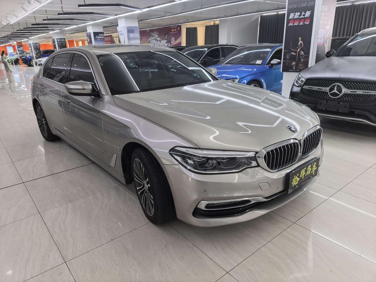 BMW 5 серии 2018 thumb 10