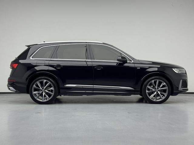 Audi Q7 2020 thumb 6