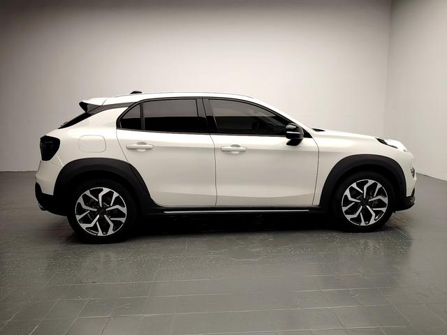 Lynk & Co 02 2018 thumb 6