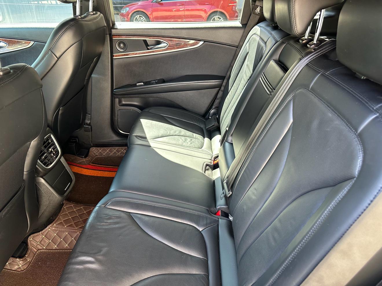 Lincoln MKX 2018 thumb 10