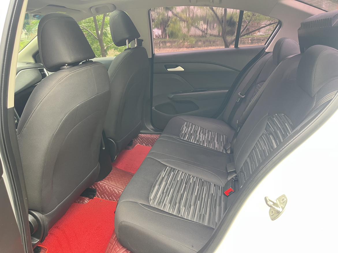 Chevrolet Cavalier 2019 thumb 11