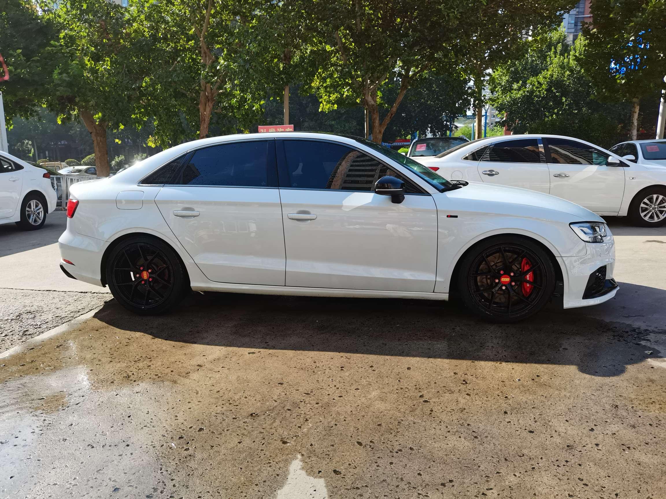 Audi A3 2019 thumb 6