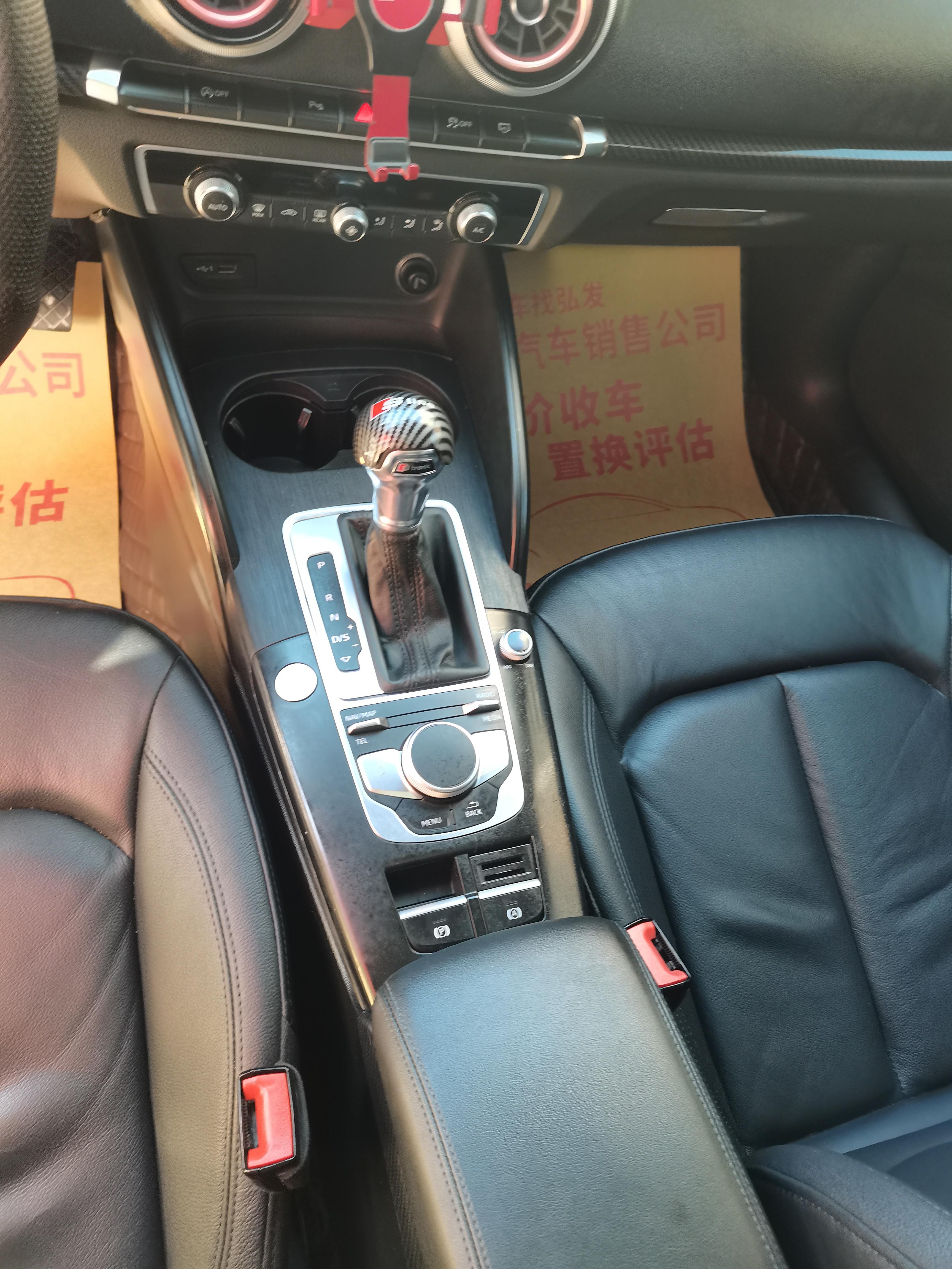 Audi A3 2019 thumb 11