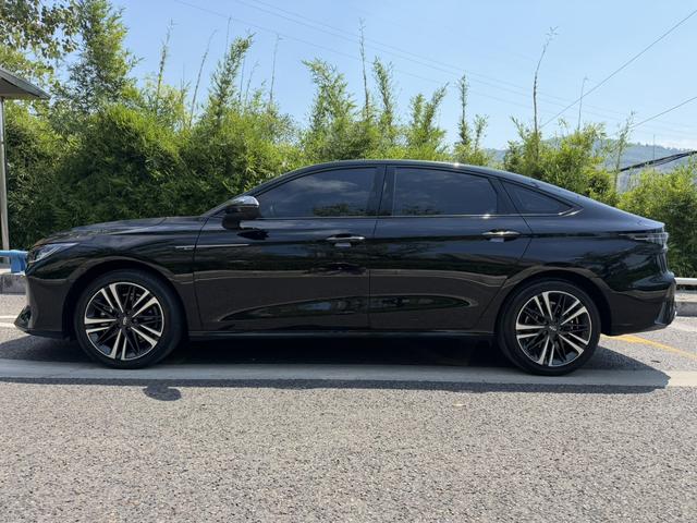 Chery Arrizo 8 2023 thumb 2