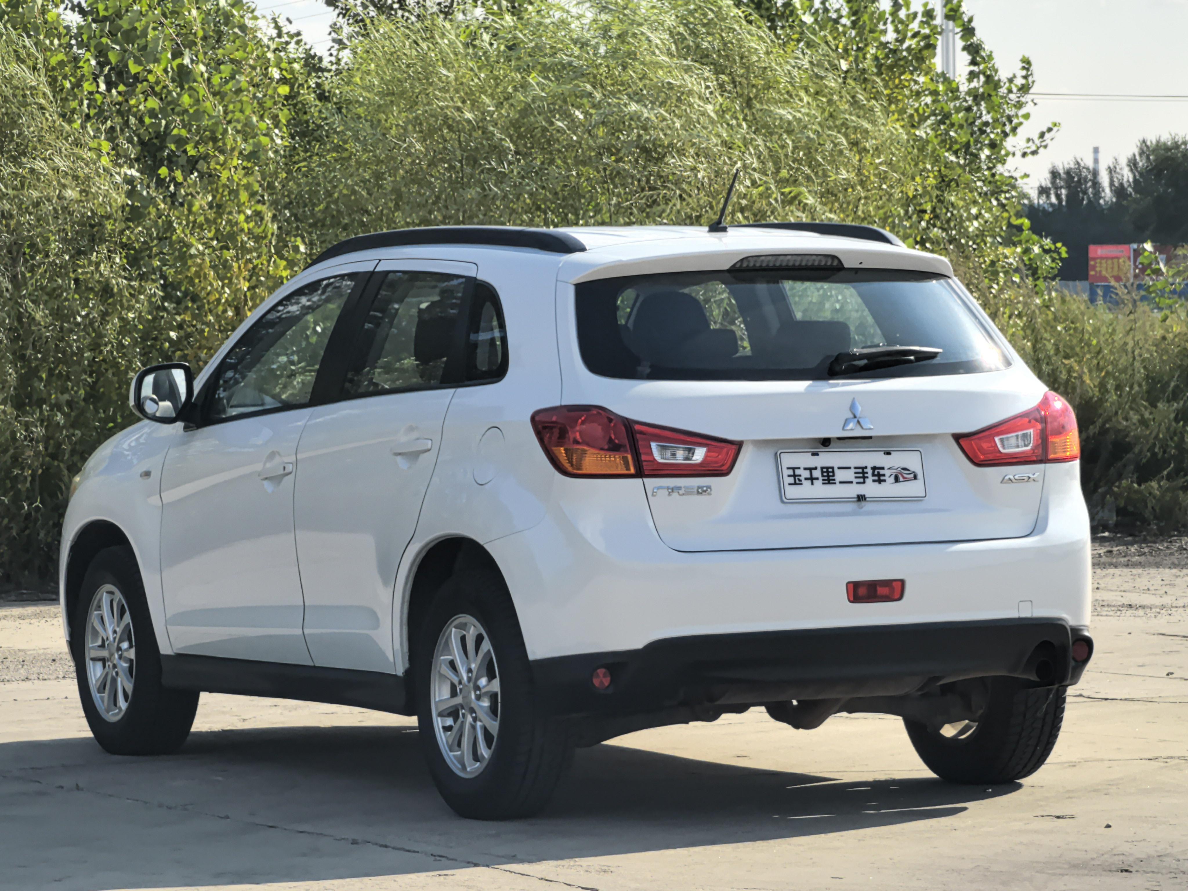Mitsubishi ASX 2016 thumb 2