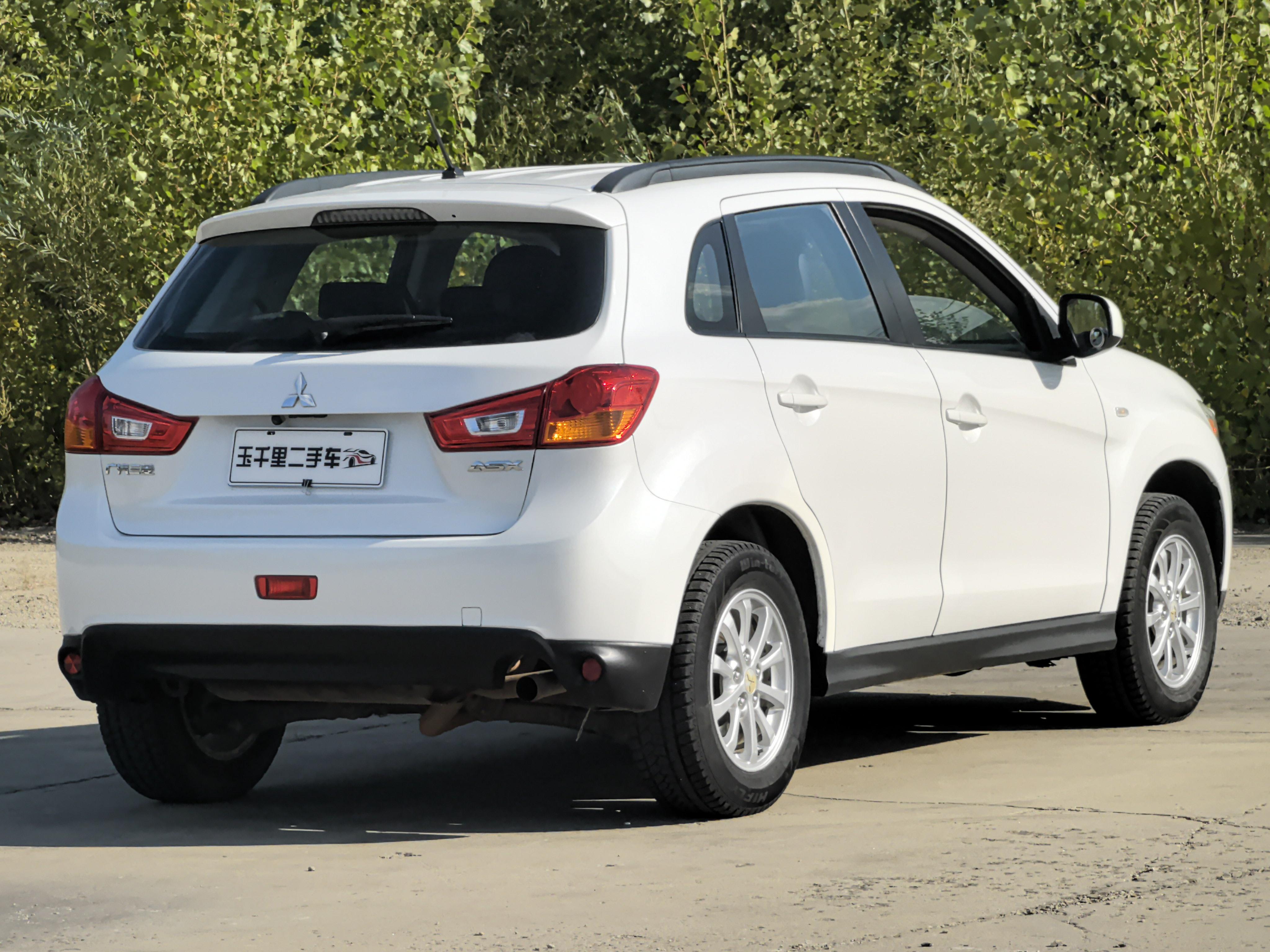 Mitsubishi ASX 2016 thumb 4