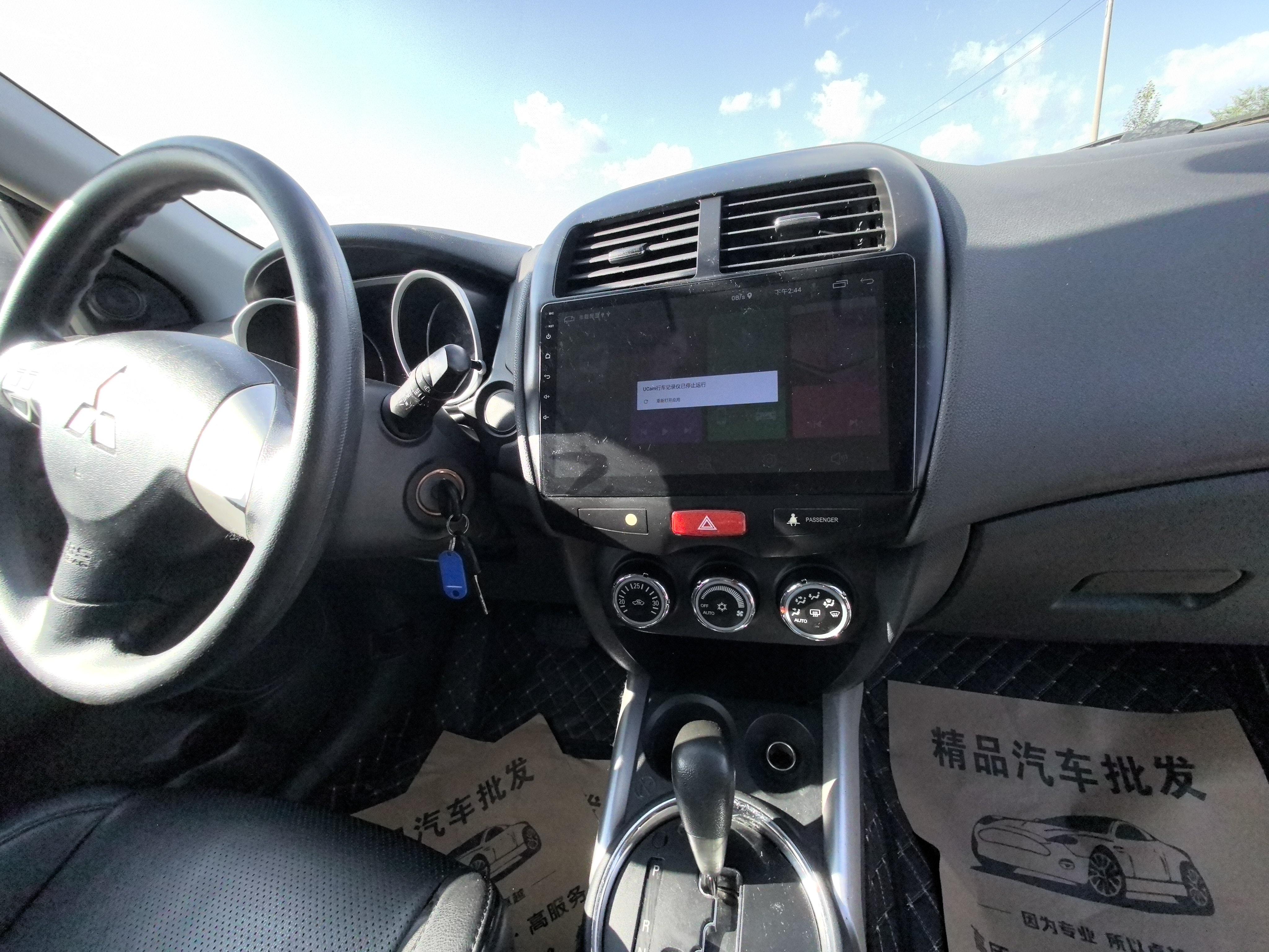 Mitsubishi ASX 2016 thumb 5