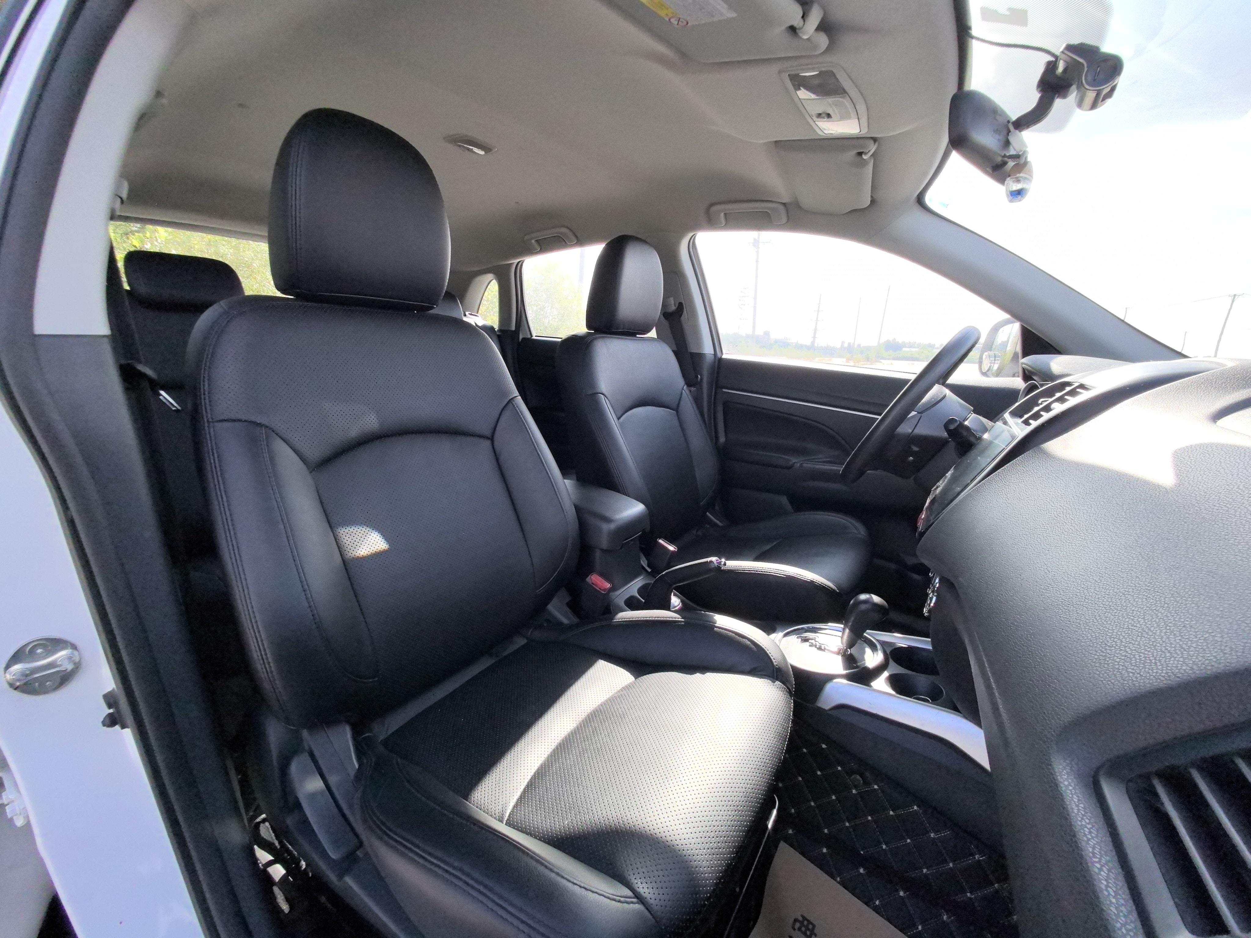 Mitsubishi ASX 2016 thumb 11