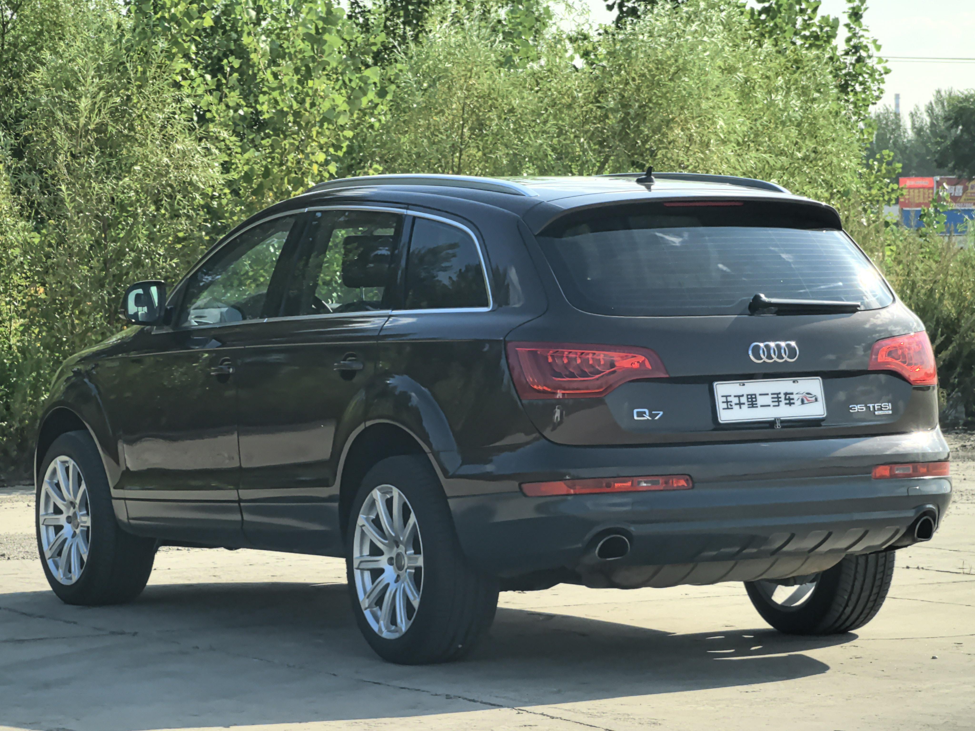 Audi Q7 2012 thumb 2