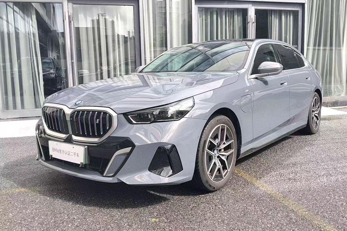 BMW i5 2024 thumb 9