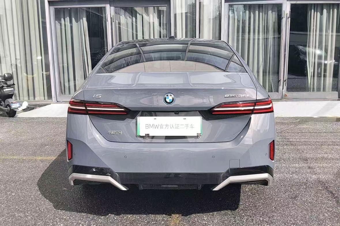 BMW i5 2024 thumb 12