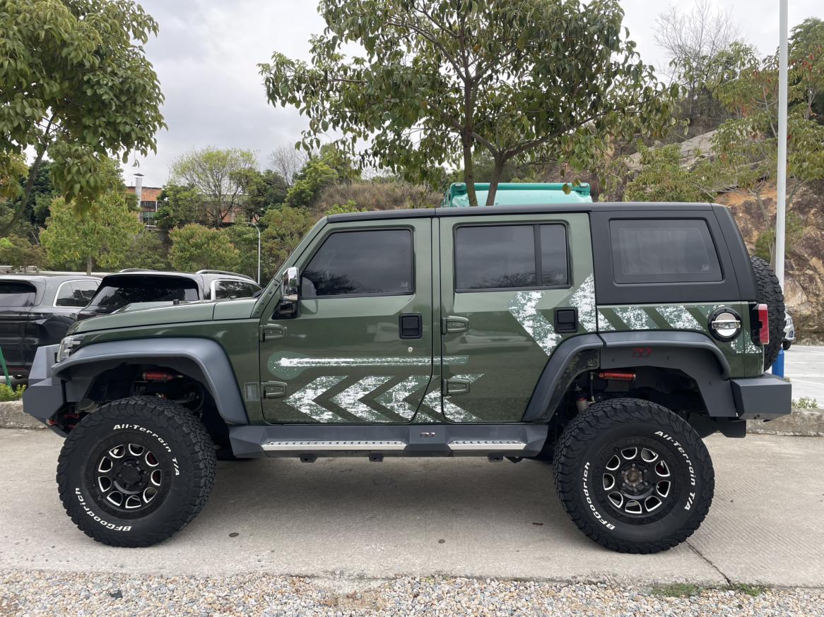 BJ 40 2020 thumb 2