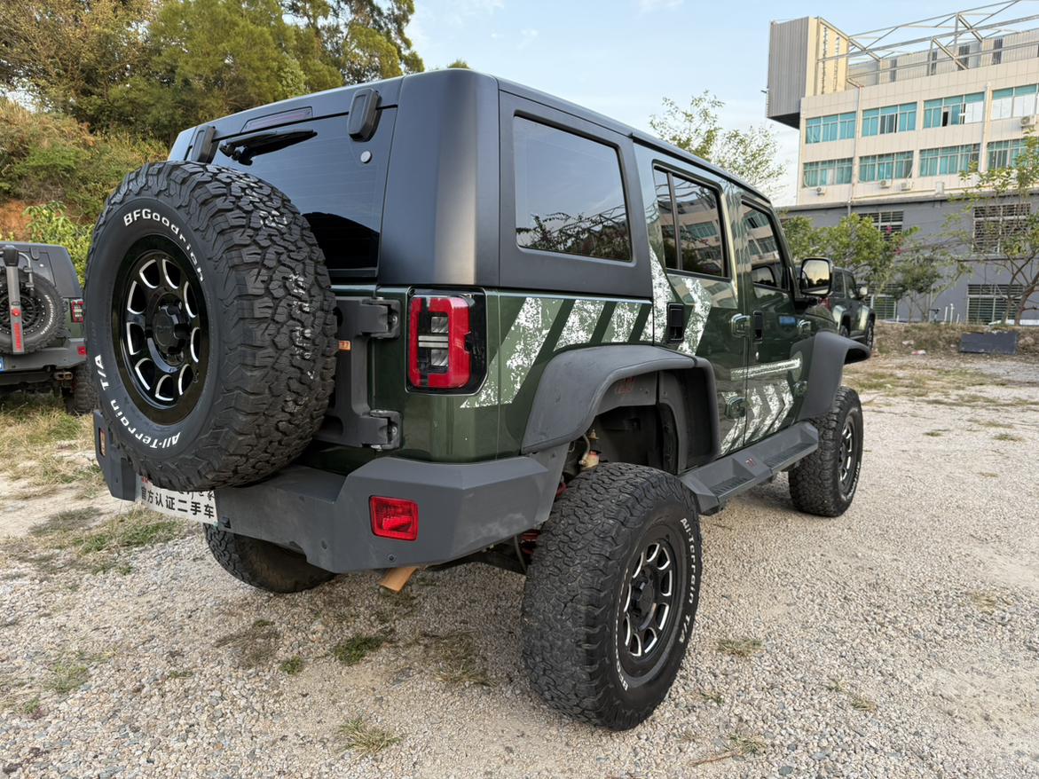 BJ 40 2020 thumb 3