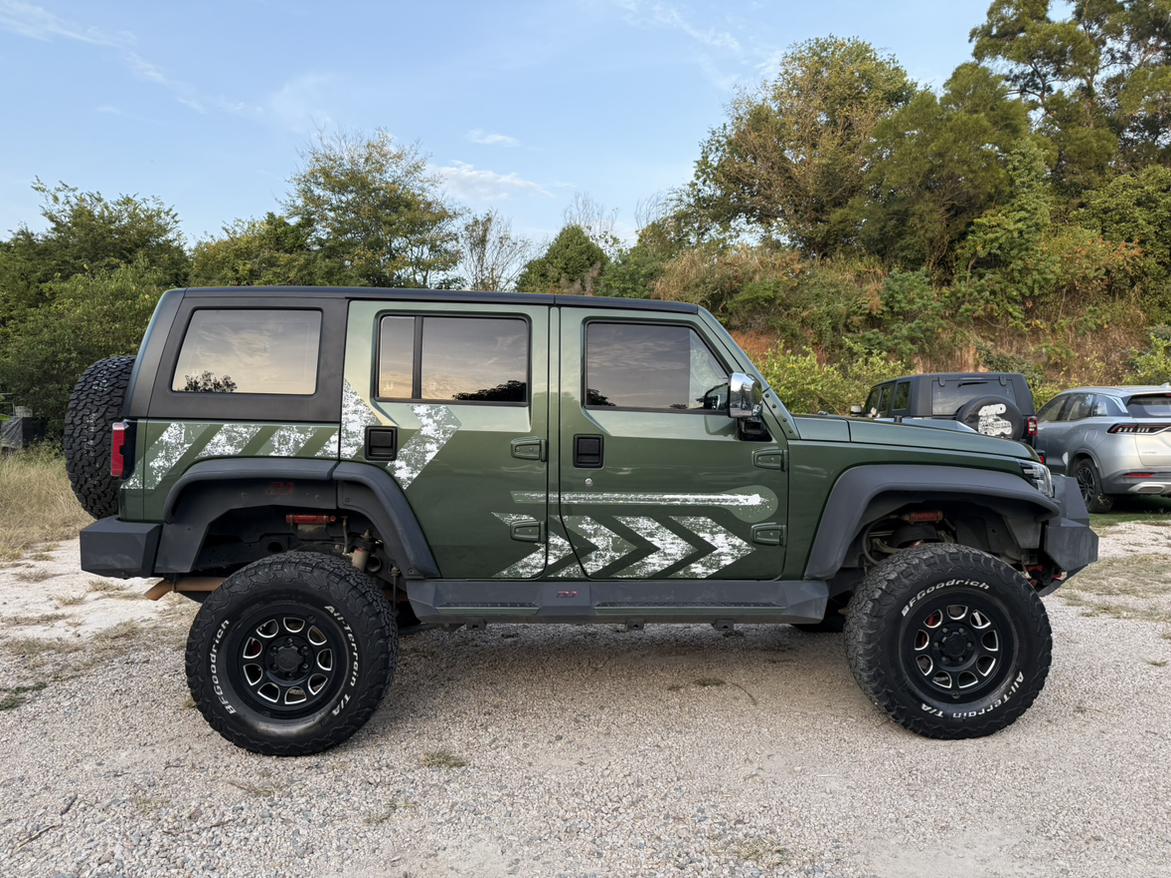BJ 40 2020 thumb 4