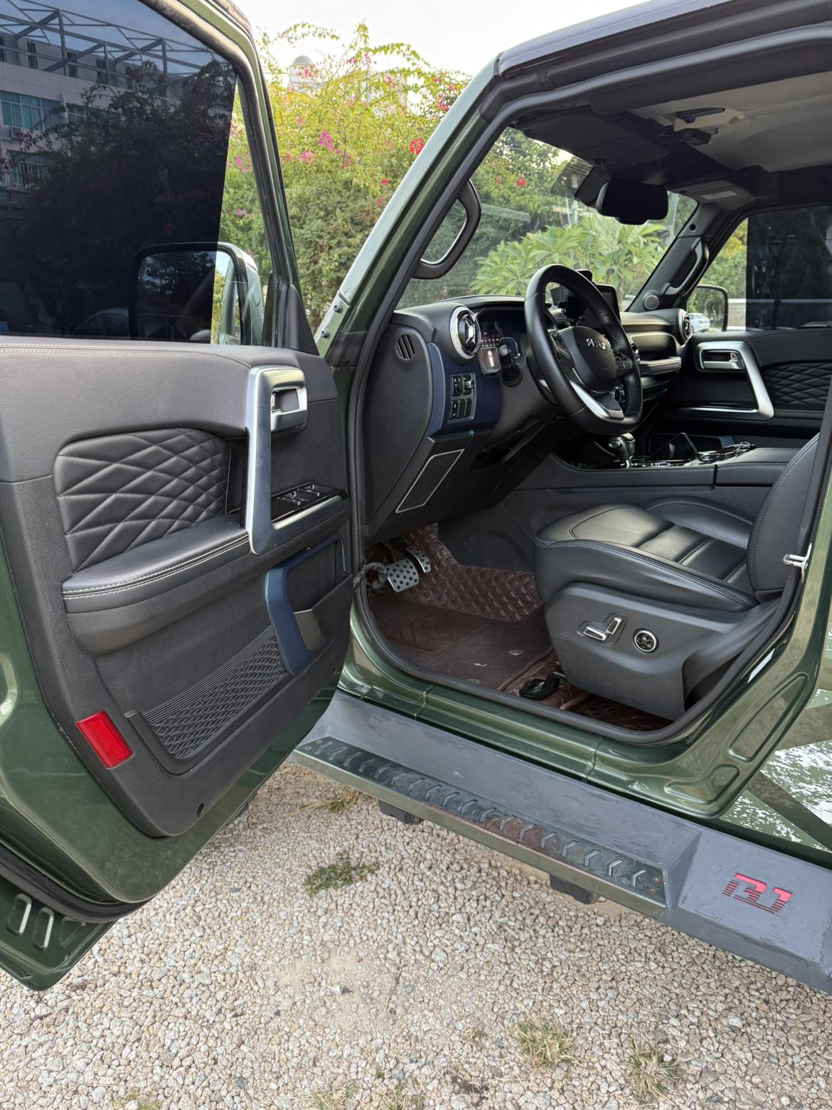 BJ 40 2020 thumb 6