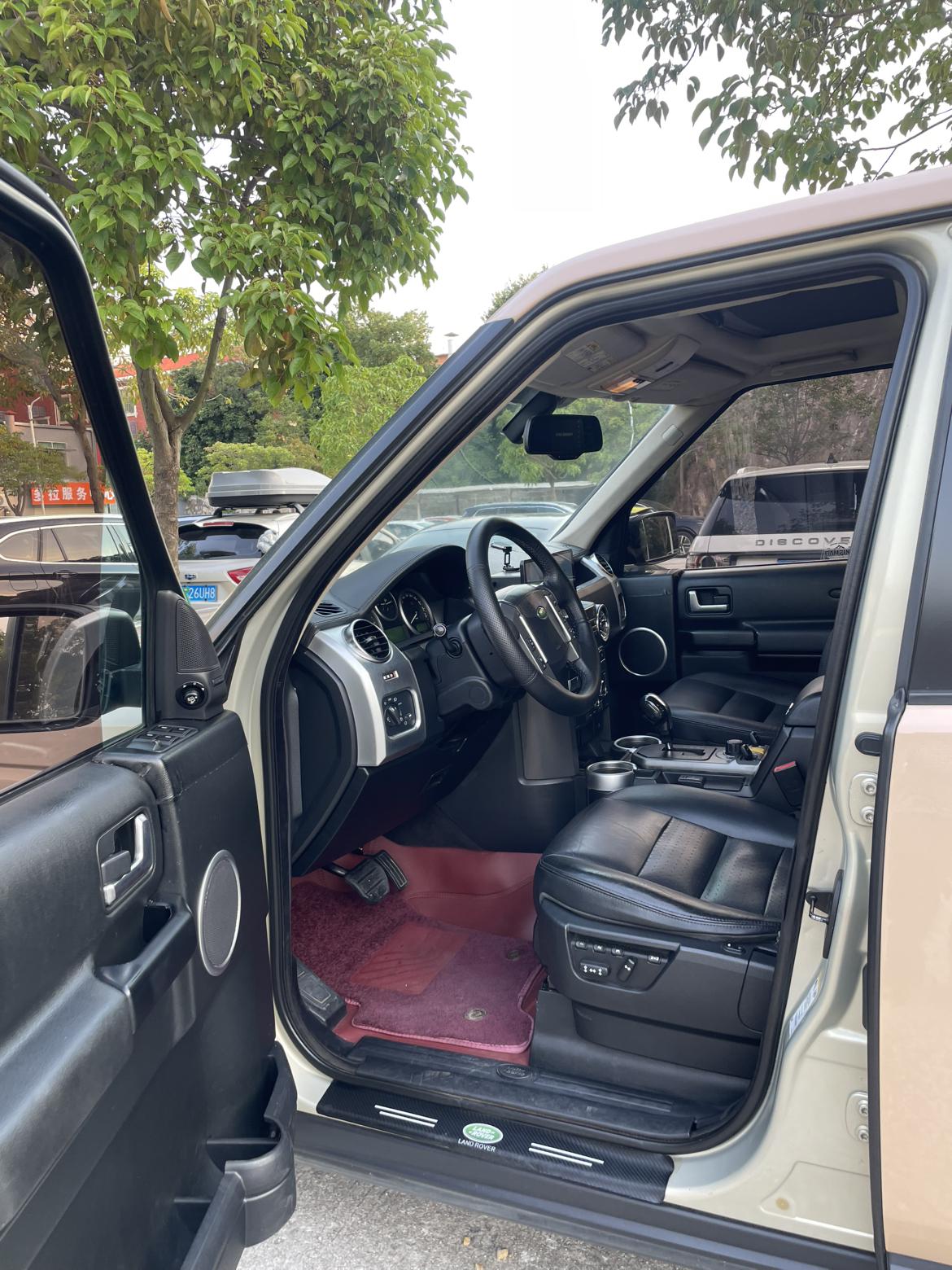 Land Rover Discovery 2008 thumb 8