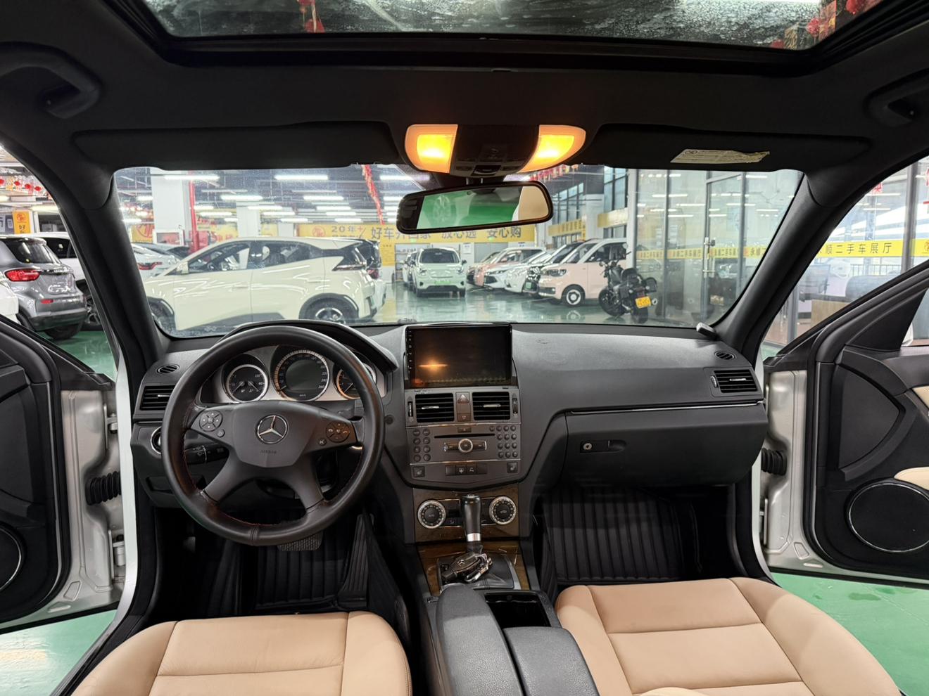 Mercedes-Benz C-Класс 2010 thumb 6
