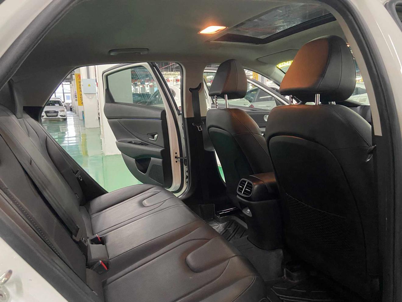Hyundai Elantra 2021 thumb 11
