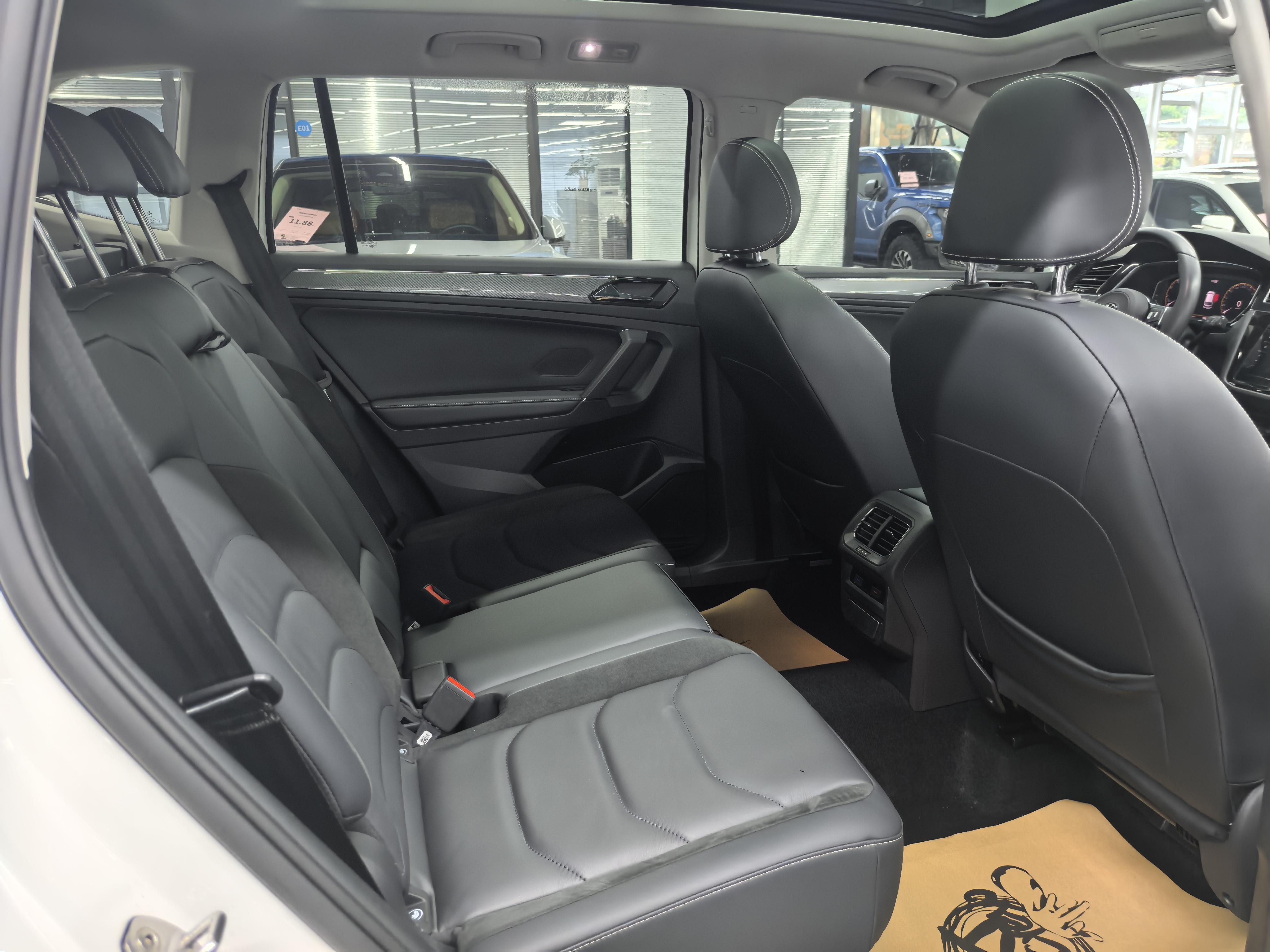 Volkswagen Tiguan 2021 thumb 10