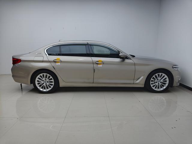BMW 5 серии 2019 thumb 6